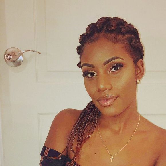 Meet your Posher, Henryca - Picture 1 of 1